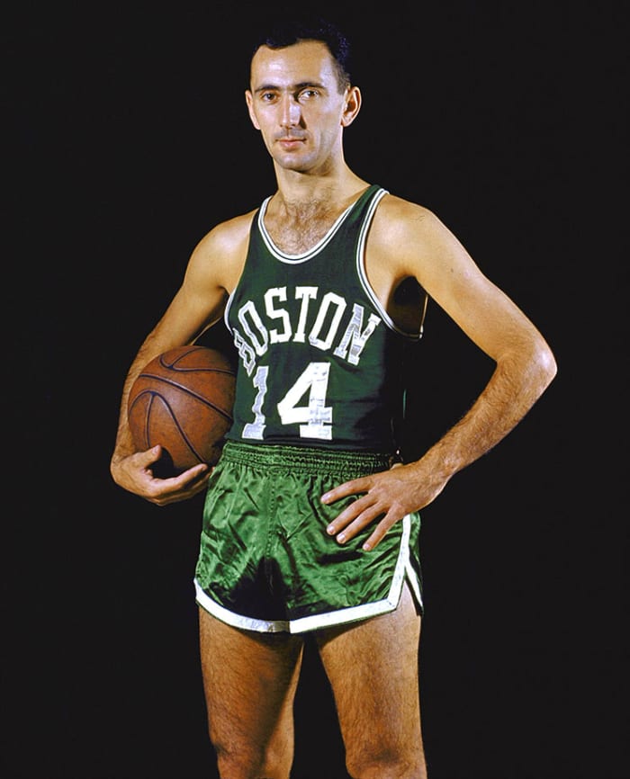 14-Bob-Cousy-01165117.jpg
